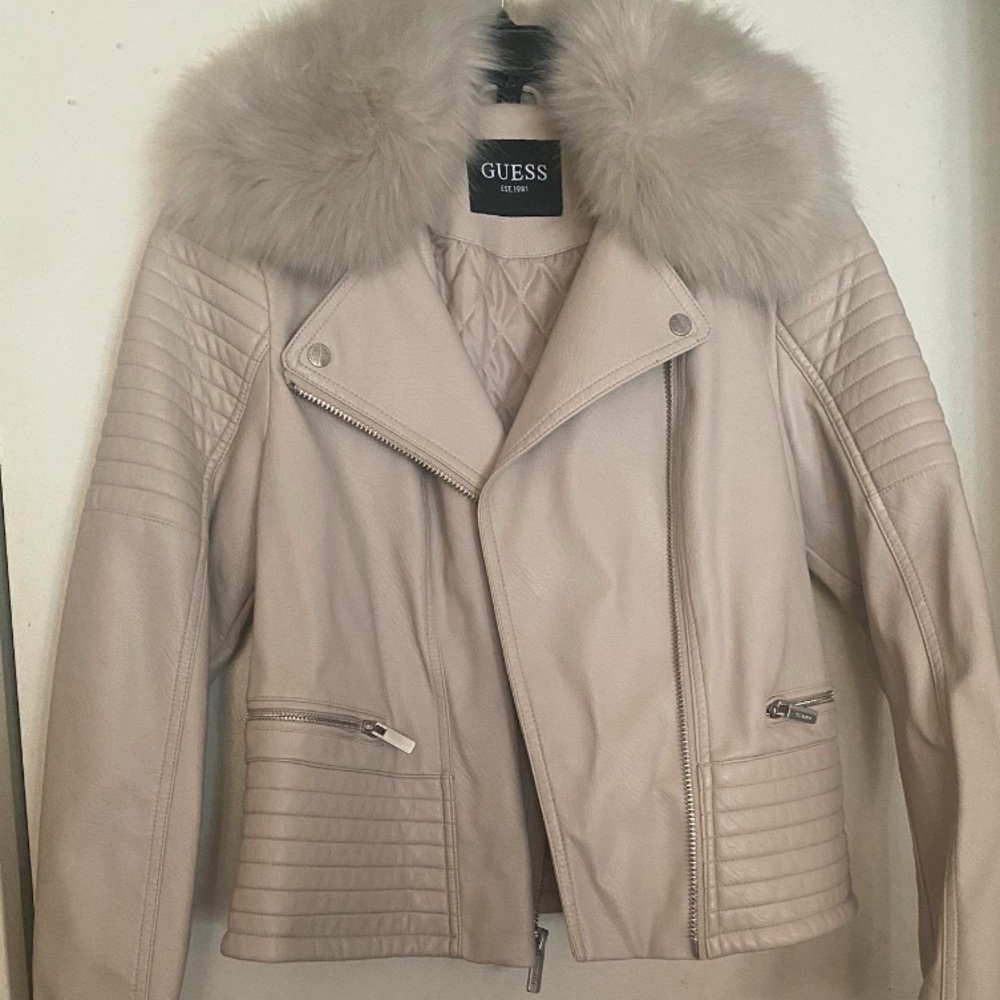 NWT Guess Spring / Autumn / winter Jacket. M